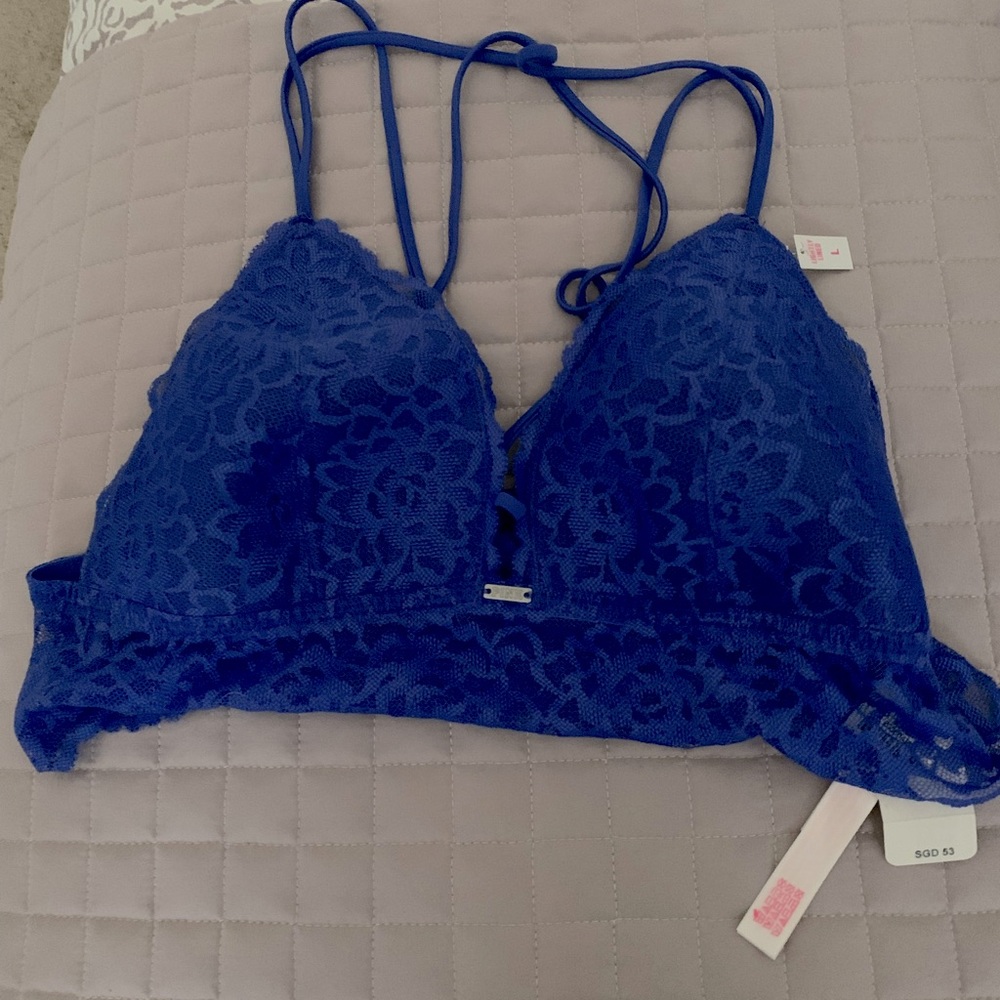 PINK NWT Purple Lightly Lined Bralette - Large